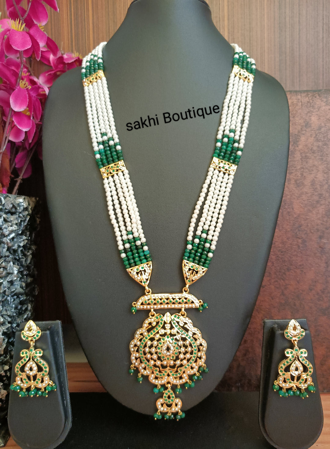 (0518NS001A100) Green Jadau kemp Stone Premium Long Necklace