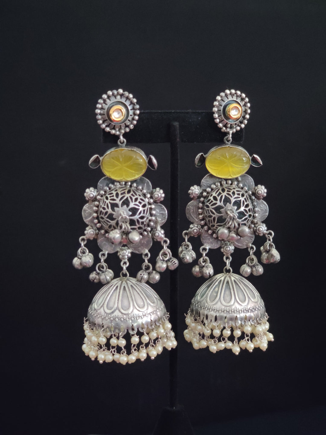 (8-18-ER21) SLA Carve Monalisa Jumka Earring