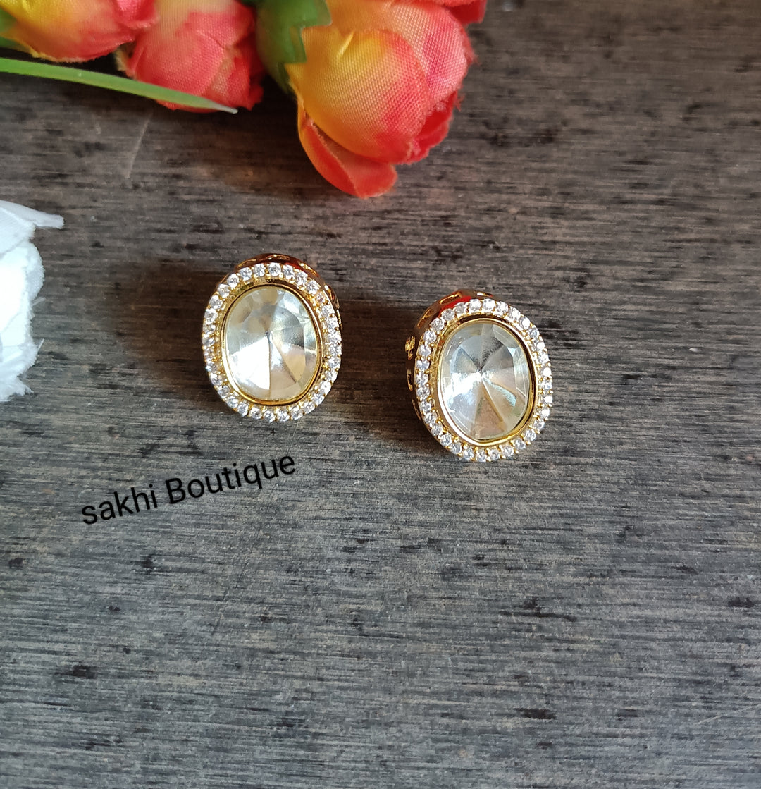(0318ER009A200) Uncut Kundan AD Round Oval Octagon Studs