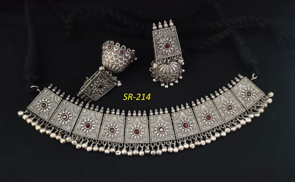 (8-36-NS11) SLA Ghungroo Choker