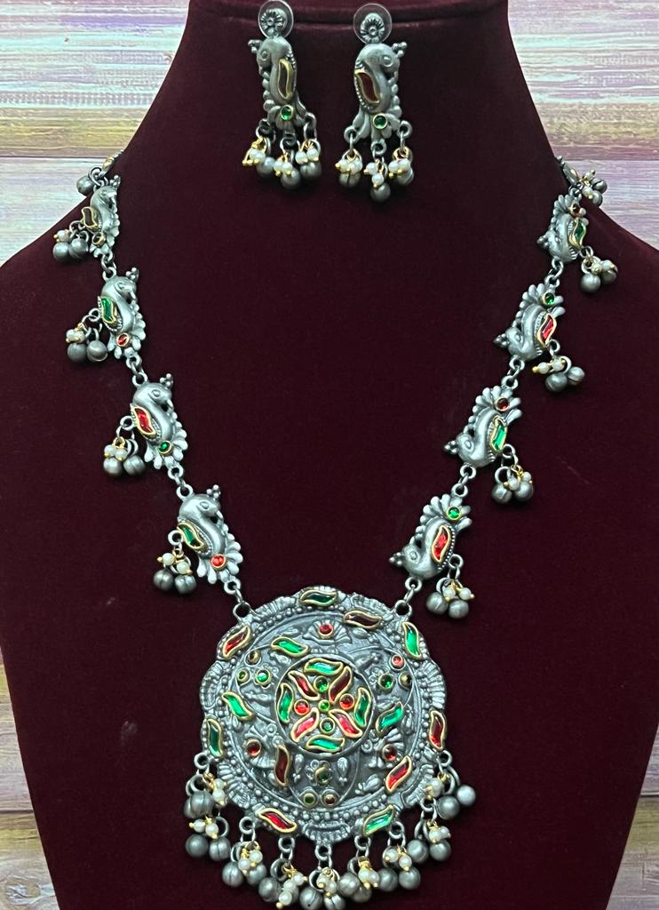 (9-30-NS45) Oxidised Peacock Fusion Necklace