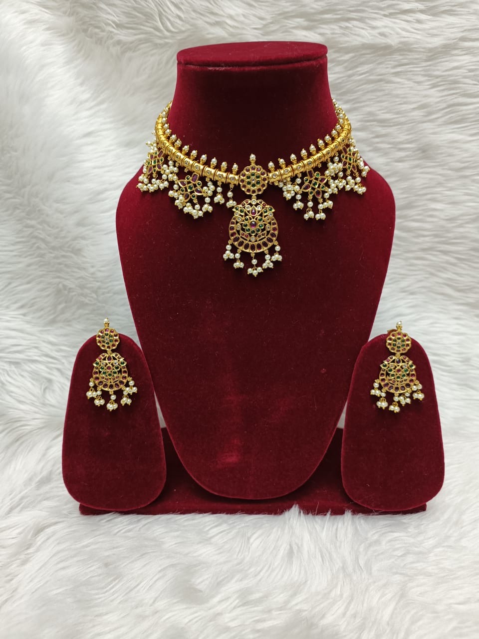 (7-18-NS7) Antique Gold Plated Real Kemp Stone Temple Premium Necklace