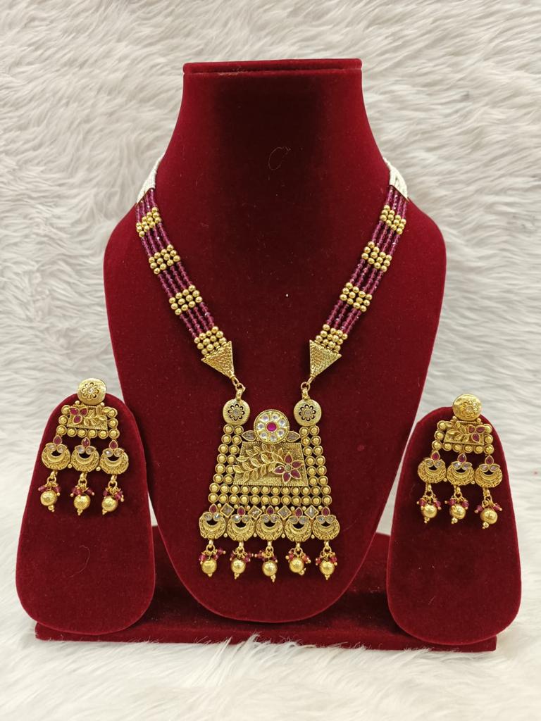 (7-18-NS27) Antique Gold Pink Rajwadi Necklace