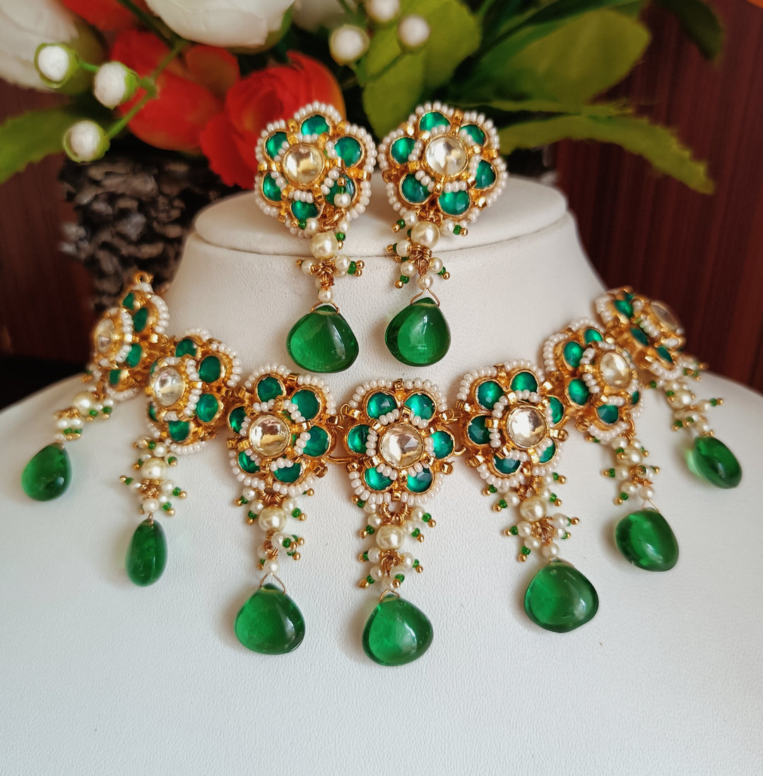 (1-14-NS3) PACHI KUNDAN GREEN FLOWER CHOKER