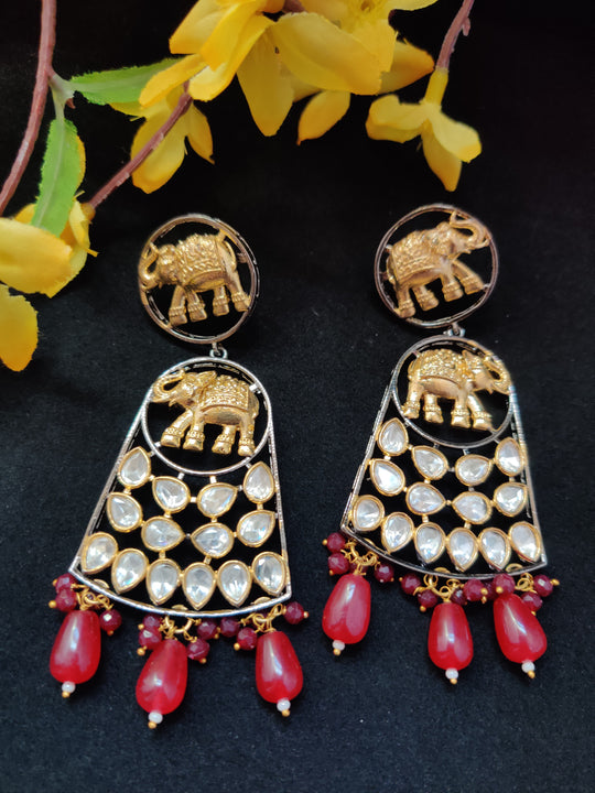 (0118ER005A200) Tyaani Kundan with Monalisa Elephant Statement Earring