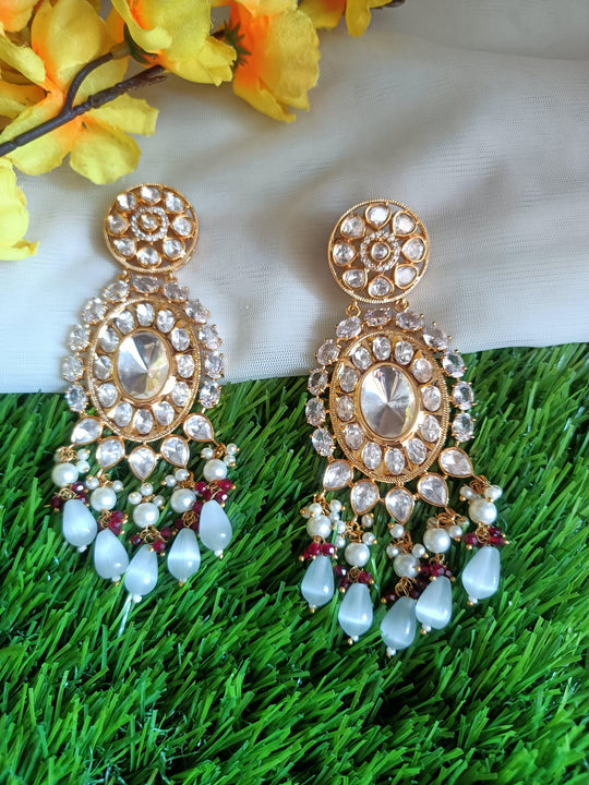 (0118ER006A200) Tyaani Kundan with Beads Statement Earring