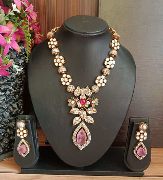 (0118NS076A100) Designer Moissanite Kundan Necklace Set with Doublet Stones