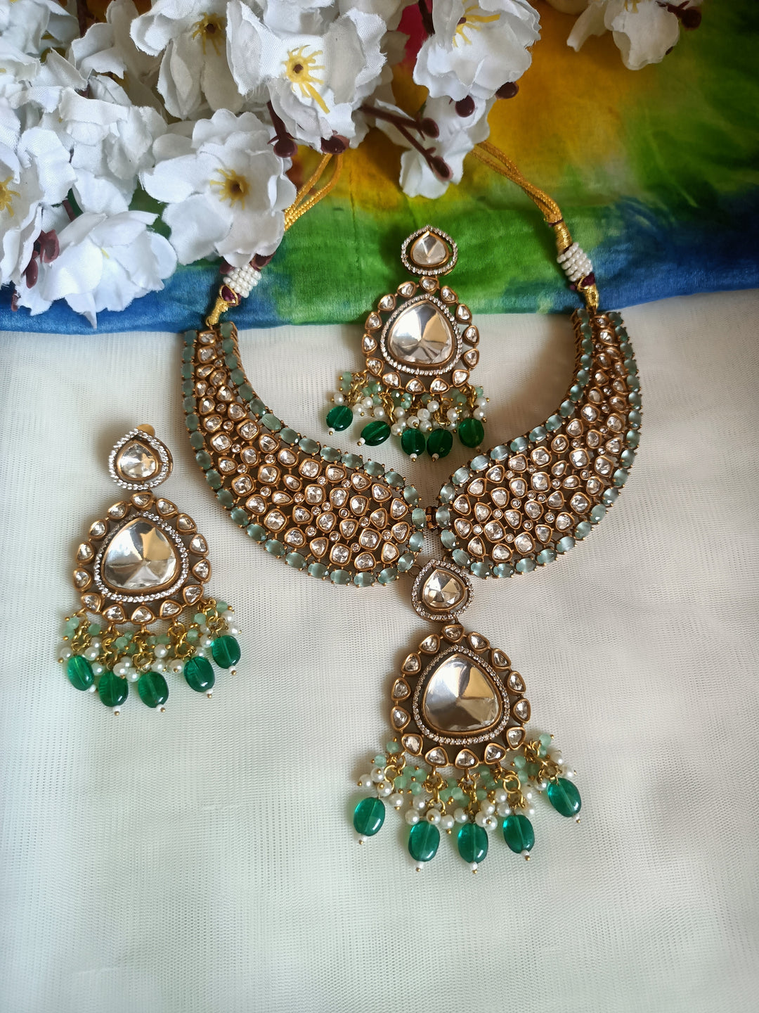 (0118NS077A100) Moissanite Kundan with Uncut Kundan Choker Necklace