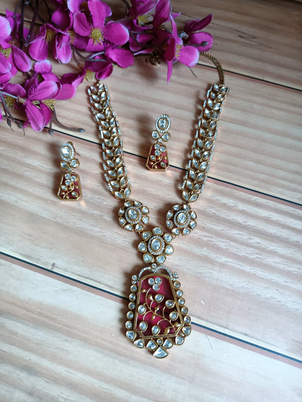 (0118NS079A100) Premium Moissanite Kundan Necklace Set with Doublet Stones