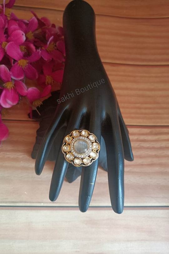 (0218FR002A200) Tyaani Kundan Monalisa Stone Finger Ring