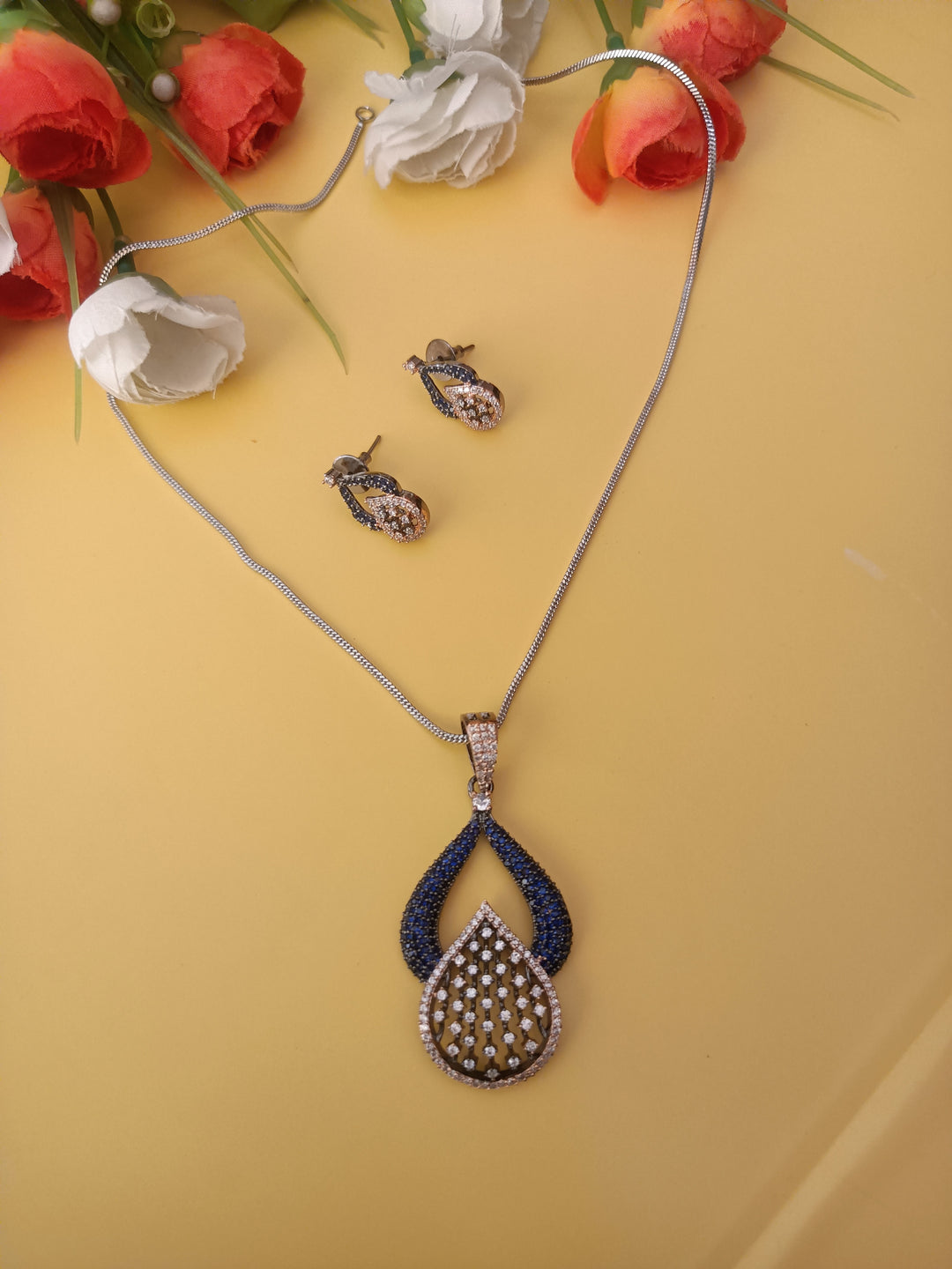 (0357NS003A100) Designer AD Pendant Set