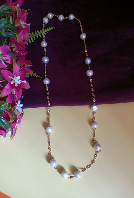 (0518NS055A100) Freshwater White Pearl Necklace