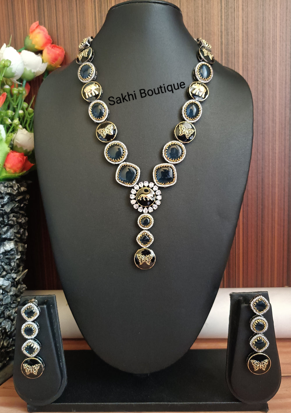 (0518NS32A100) Sabyasachi Inspired Natural Monalisa Stone Long Necklace