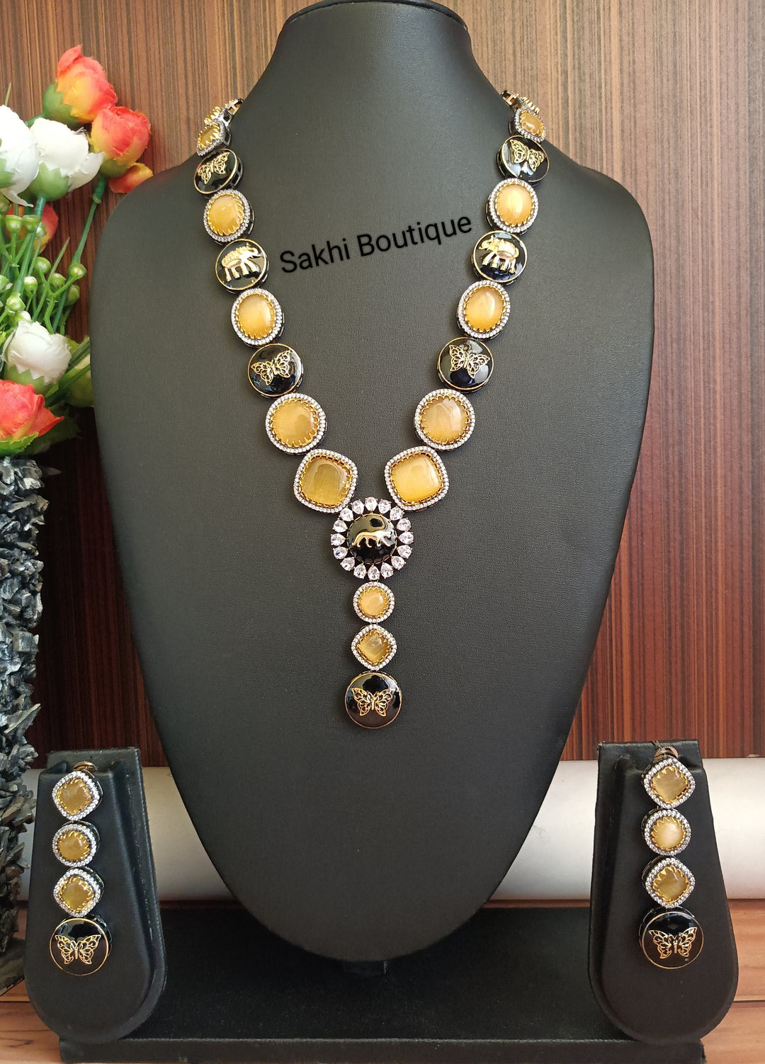 (0518NS32A100) Sabyasachi Inspired Natural Monalisa Stone Long Necklace