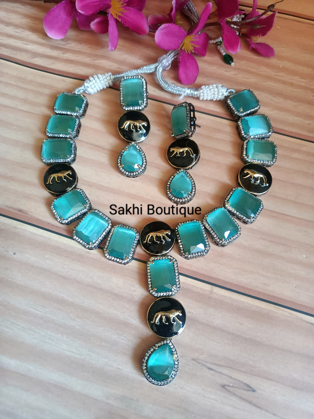 (0518NS33A100) Sabyasachi Inspired Monalisa Stone Necklace