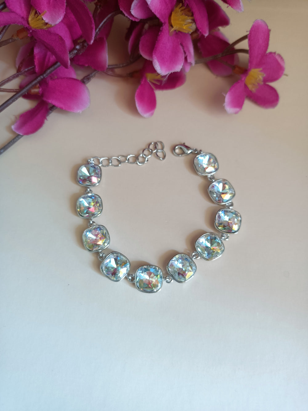 (0558BR004A200) Swarovski Stone Bracelet