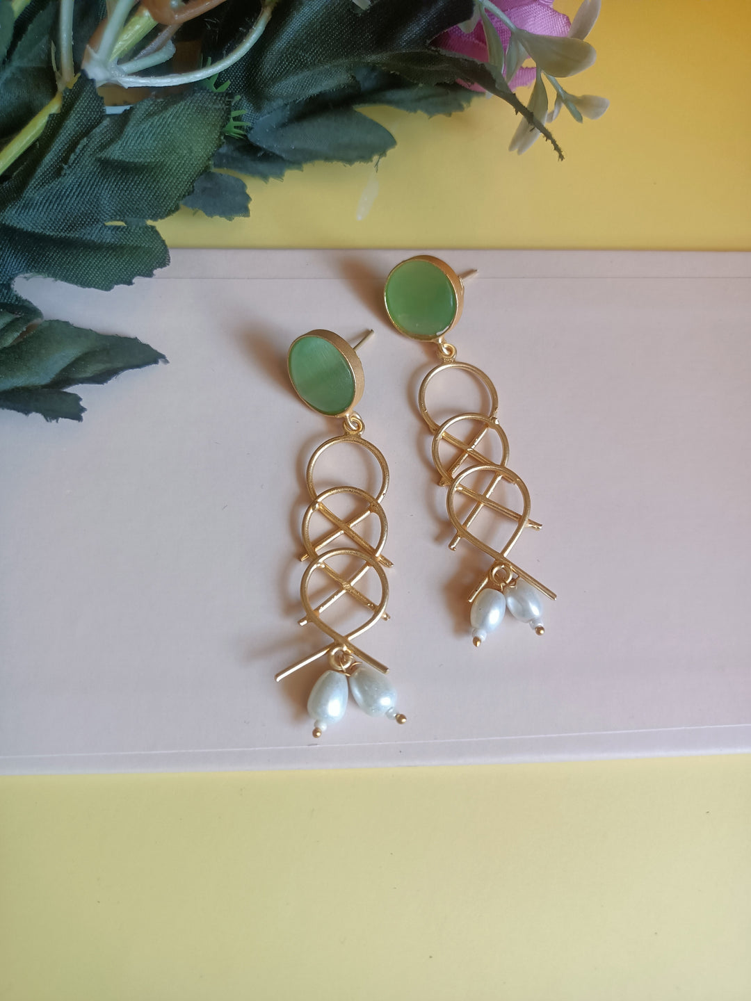 (0558ER005A100) Stone Earring