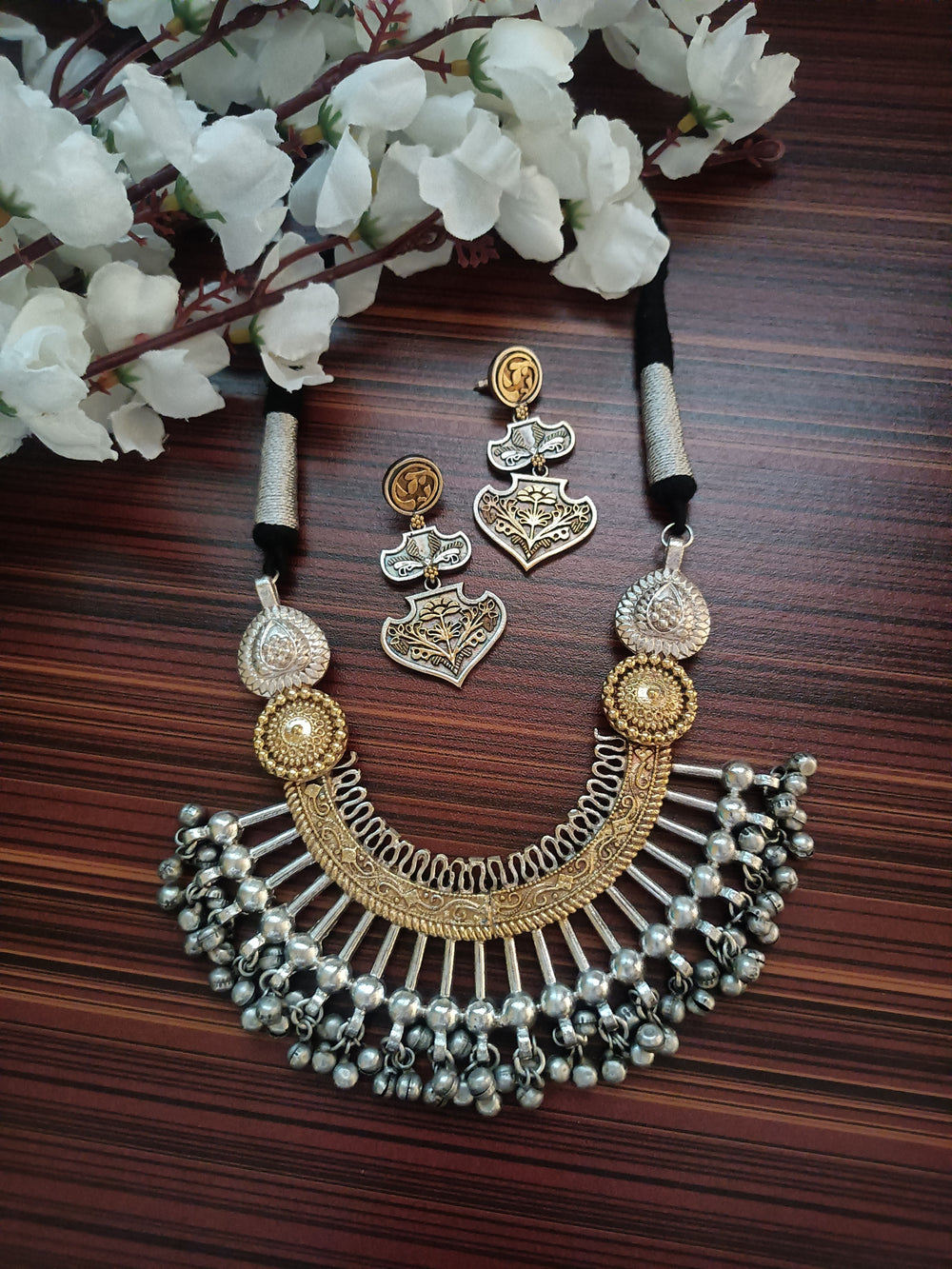 (0754NS005A200) SLA Two-tone Statement Necklace