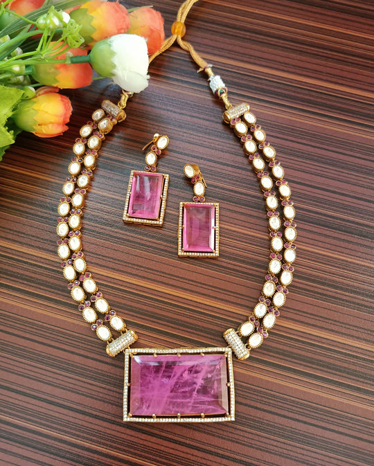 (3699118NS090A10) Pink Exclusive Two Line Moissanite Kundan Doublet Big Pendant Necklace Set