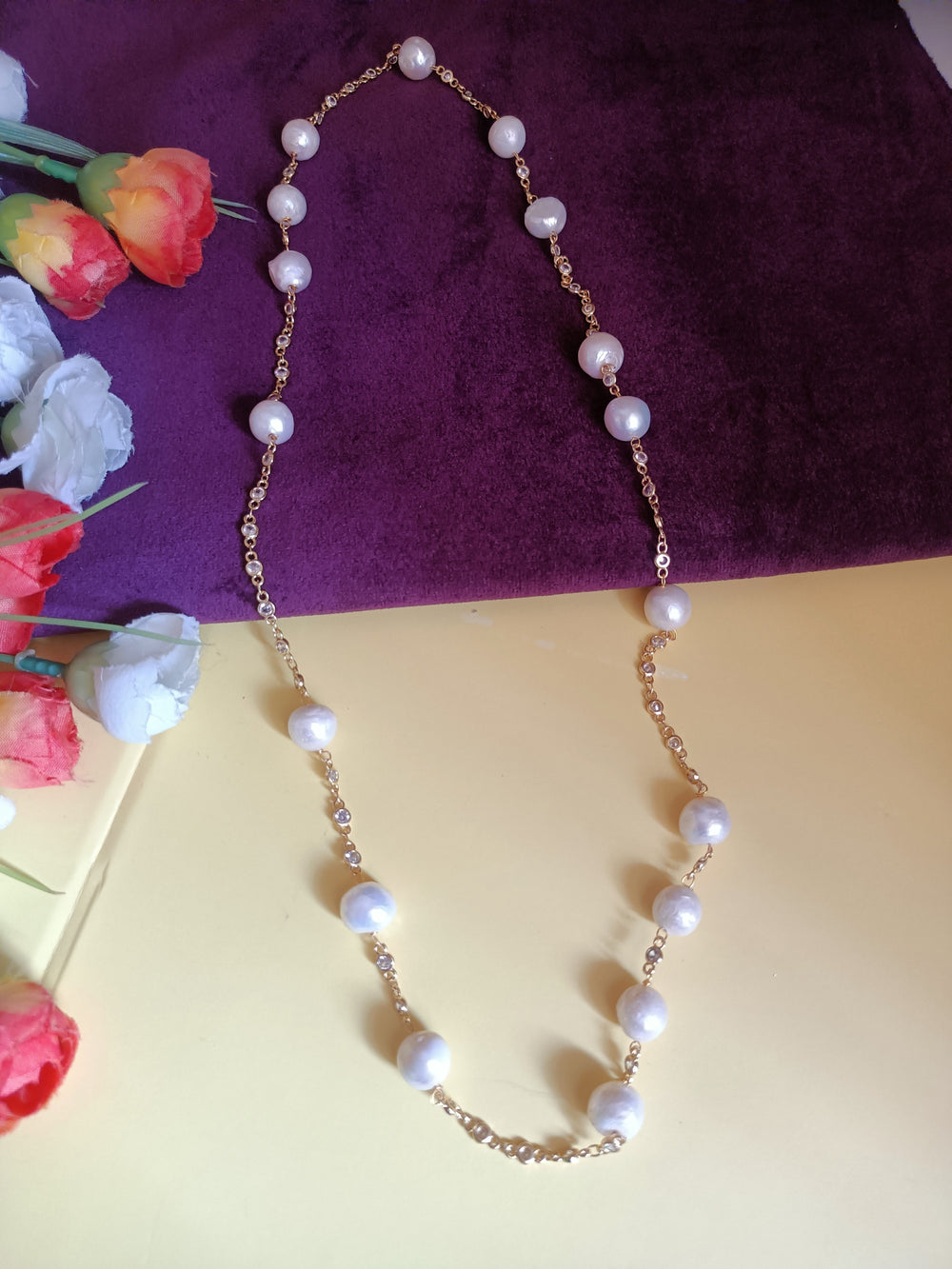 (0518NS055A100) Freshwater White Pearl Necklace