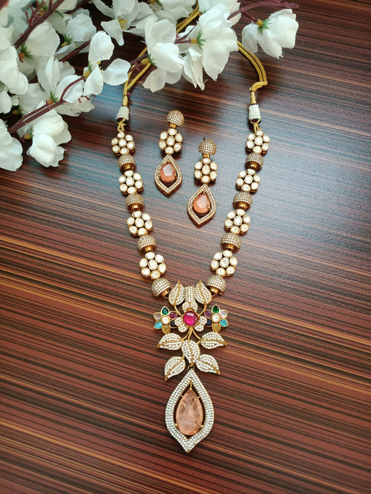 (0118NS076A100) Designer Moissanite Kundan Necklace Set with Doublet Stones