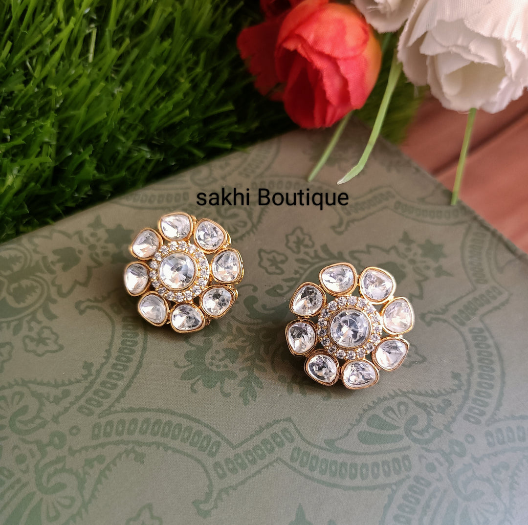 (1-18-ER2) Moissanite Kundan Circle Stud