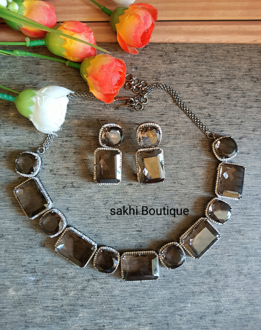 (0318NS012A100) Russian Doublet Stone Exclusive Necklace