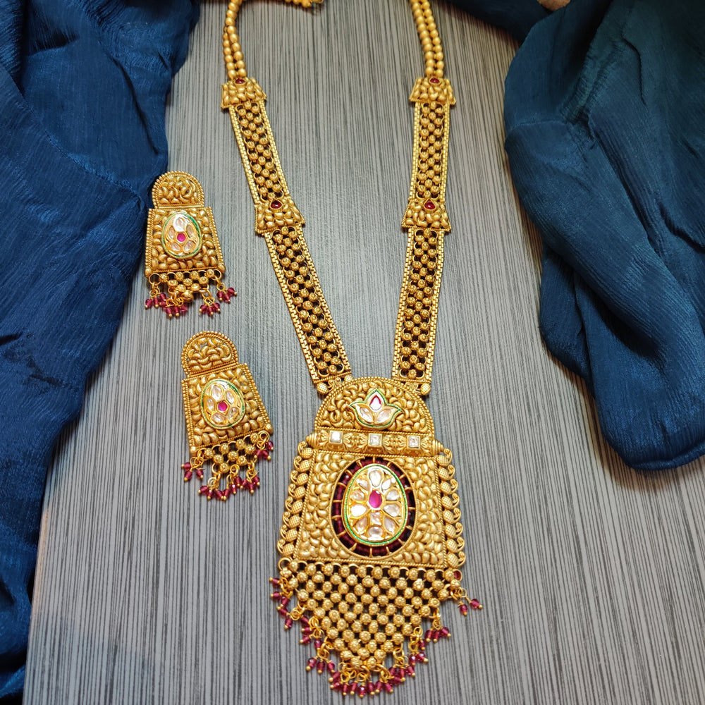 (7-14-NS9) Antique Gold Plated Premium Long Necklace