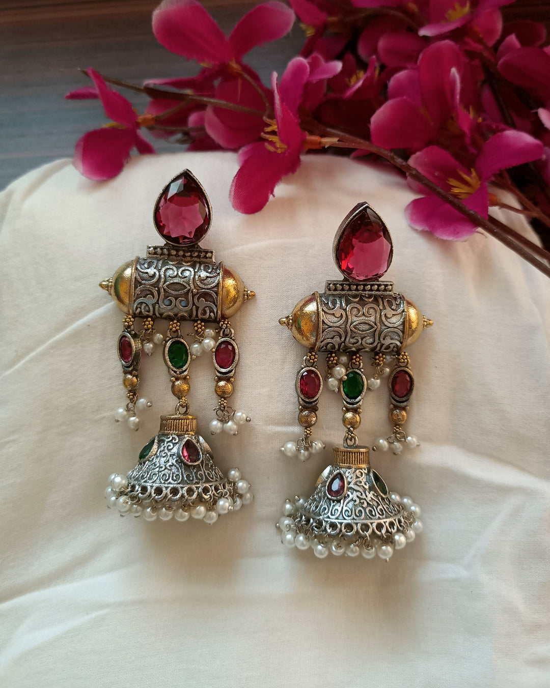 (0754ER011A200) Antique SLA Two-Tone Kundan Long Jumka Earrings