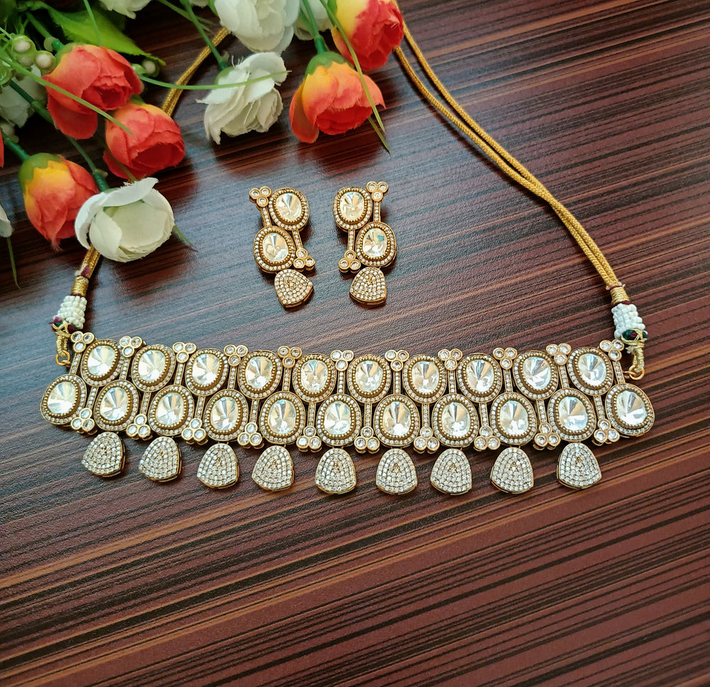 (0118NS071A100) Clear Moissanite Kundan with AD Classic Choker Necklace Set