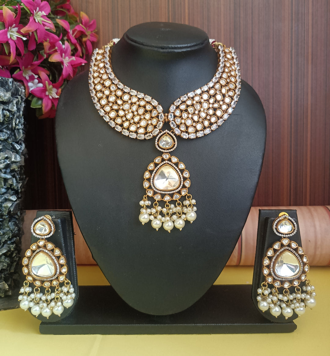 (0118NS077A100) Moissanite Kundan with Uncut Kundan Choker Necklace