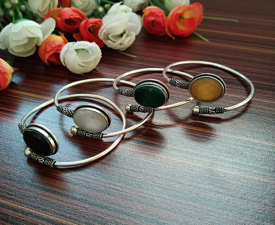 (0080830BR001A20) Silver Stone Adjustable Kada