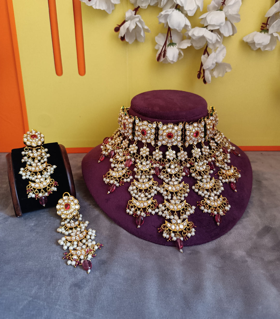 (3299118NS093A10) Rajwadi Antique Moissanite Kundan Premium Wedding Big Choker Set)