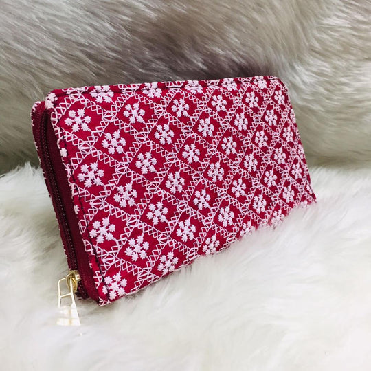 (1809PS004A300) Chikankari Work Clutch