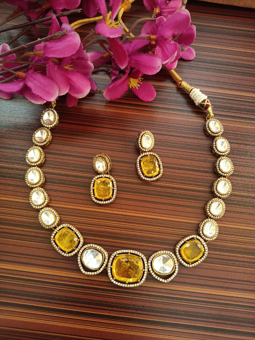 (0118NS059A100) Moissanite Kundan with Yellow Doublet Premium Necklace Set