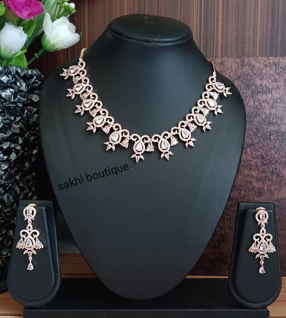 (5-33-NS18) "AD Stunning Necklace"