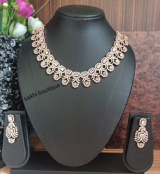 (5-33-NS21) "AD Stunning Necklace"