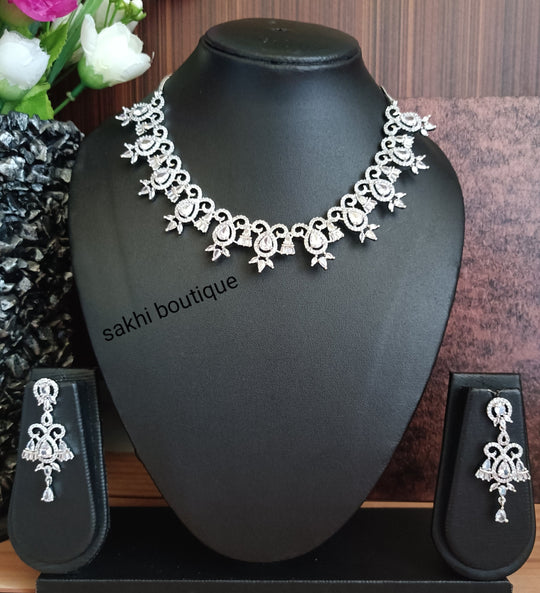 (5-33-NS18) "AD Stunning Necklace"