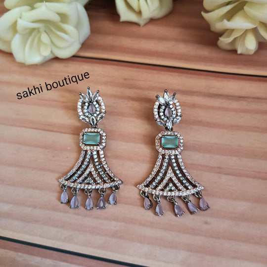 (5-33-ER2) AD Victorian Earring