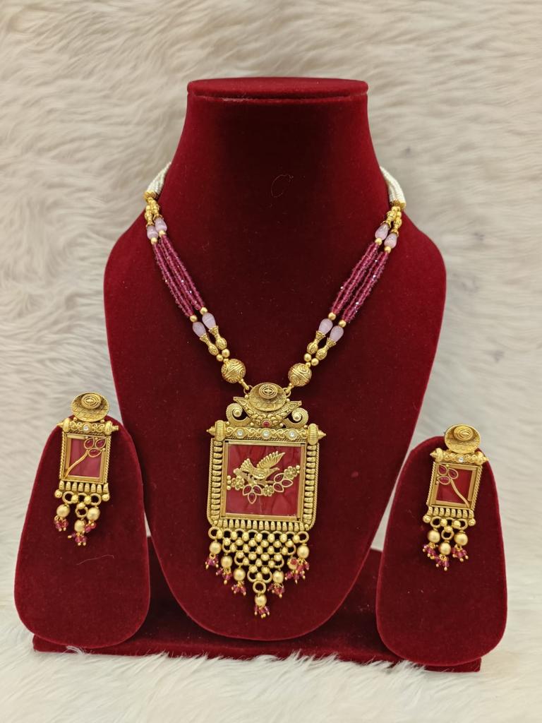 (7-18-NS12) Antique Rajwadi Premium Necklace