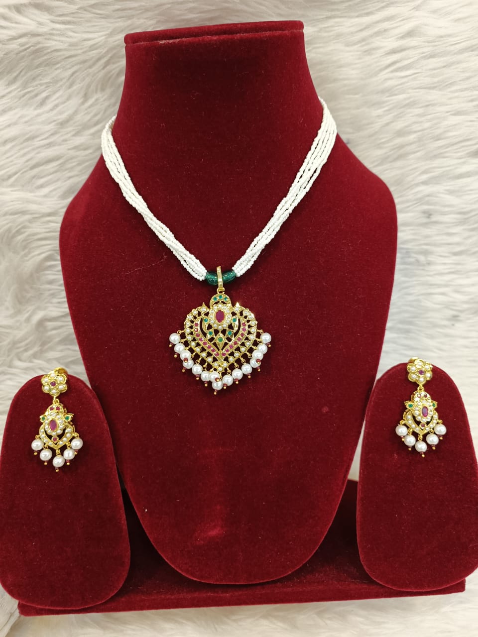 (3-18-NS33)  Jadau Pendent Necklace Set