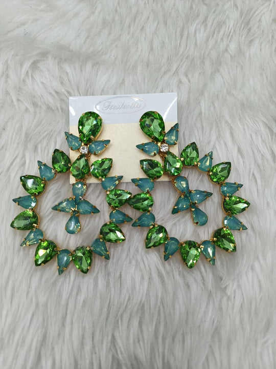 (9-18-ER12) Glass Stone Earring