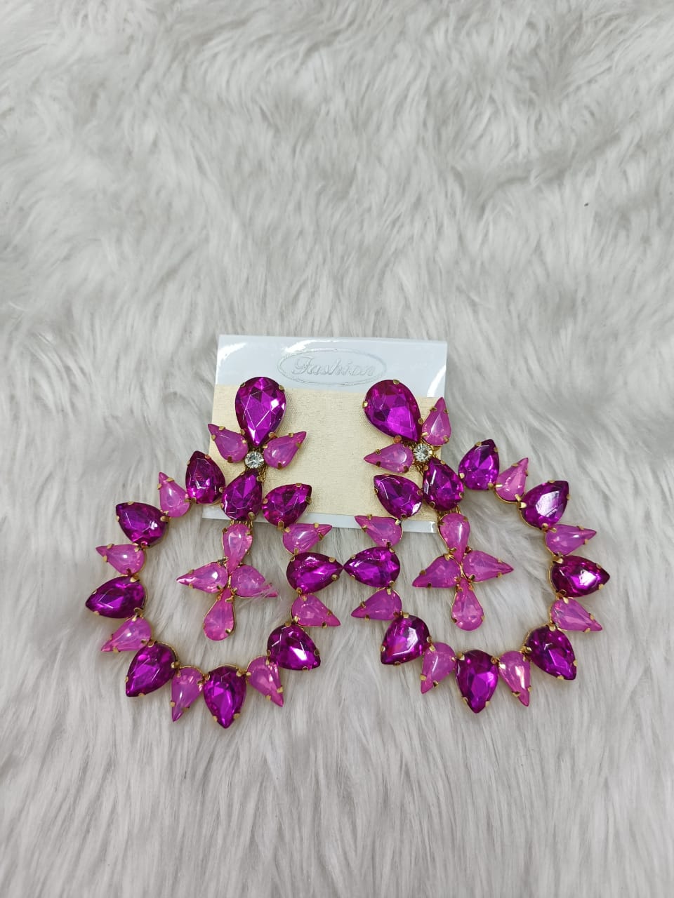 (9-18-ER12) Glass Stone Earring