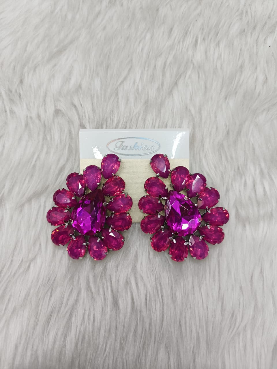 (9-18-ER13) Glass Stone Earring