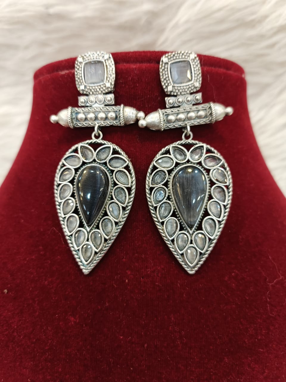 (8-18-ER7) SLA Monalisa Stone Exclusive Earring
