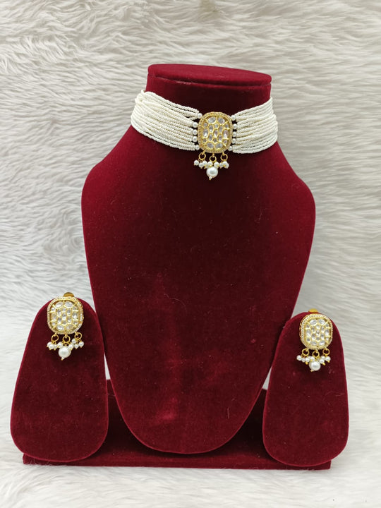 (3-18-NS4) Tyaani Kundan Choker