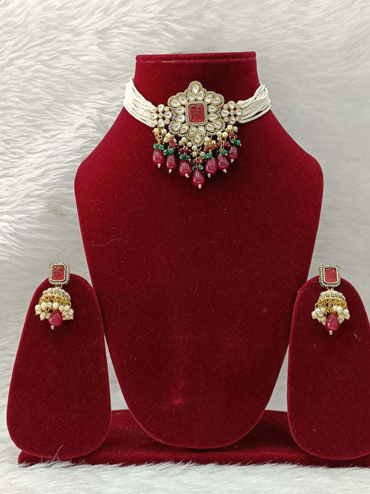 (3-18-NS16) Tyaani Kundan Choker