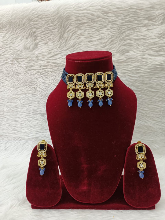 (3-18-NS12) Tyaani Kundan Monalisa Stone AD Choker