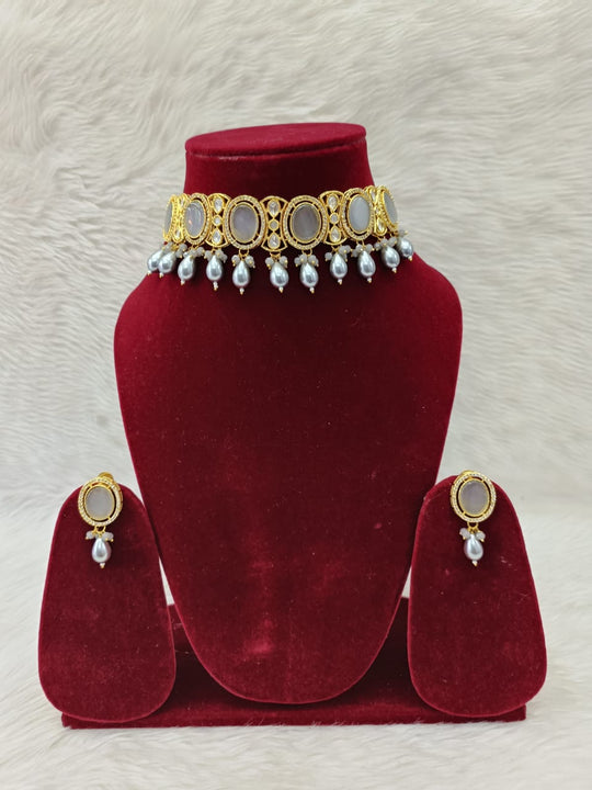 (3-18-NS10) Tayani Kundan Monalisa stone Choker