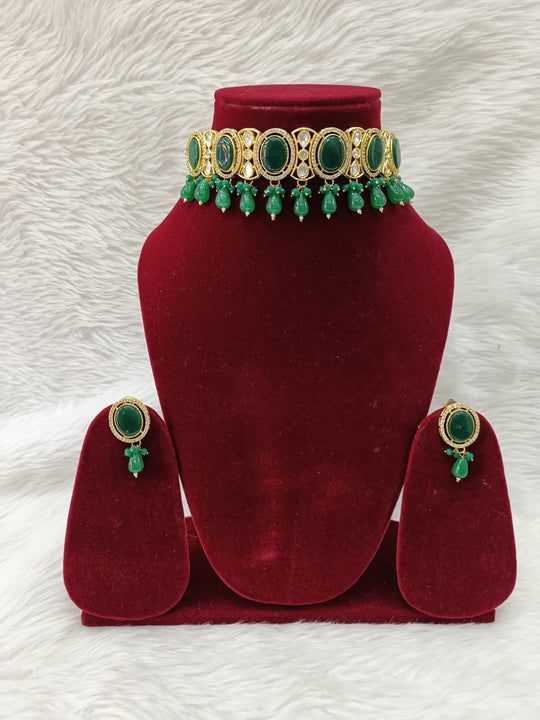 (3-18-NS10) Tayani Kundan Monalisa stone Choker